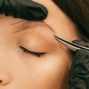 Eyebrow Tinting